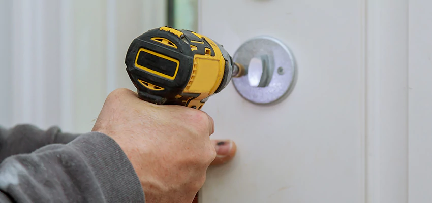Street Locksmith For Smart Lock Repair in Petaluma, CA